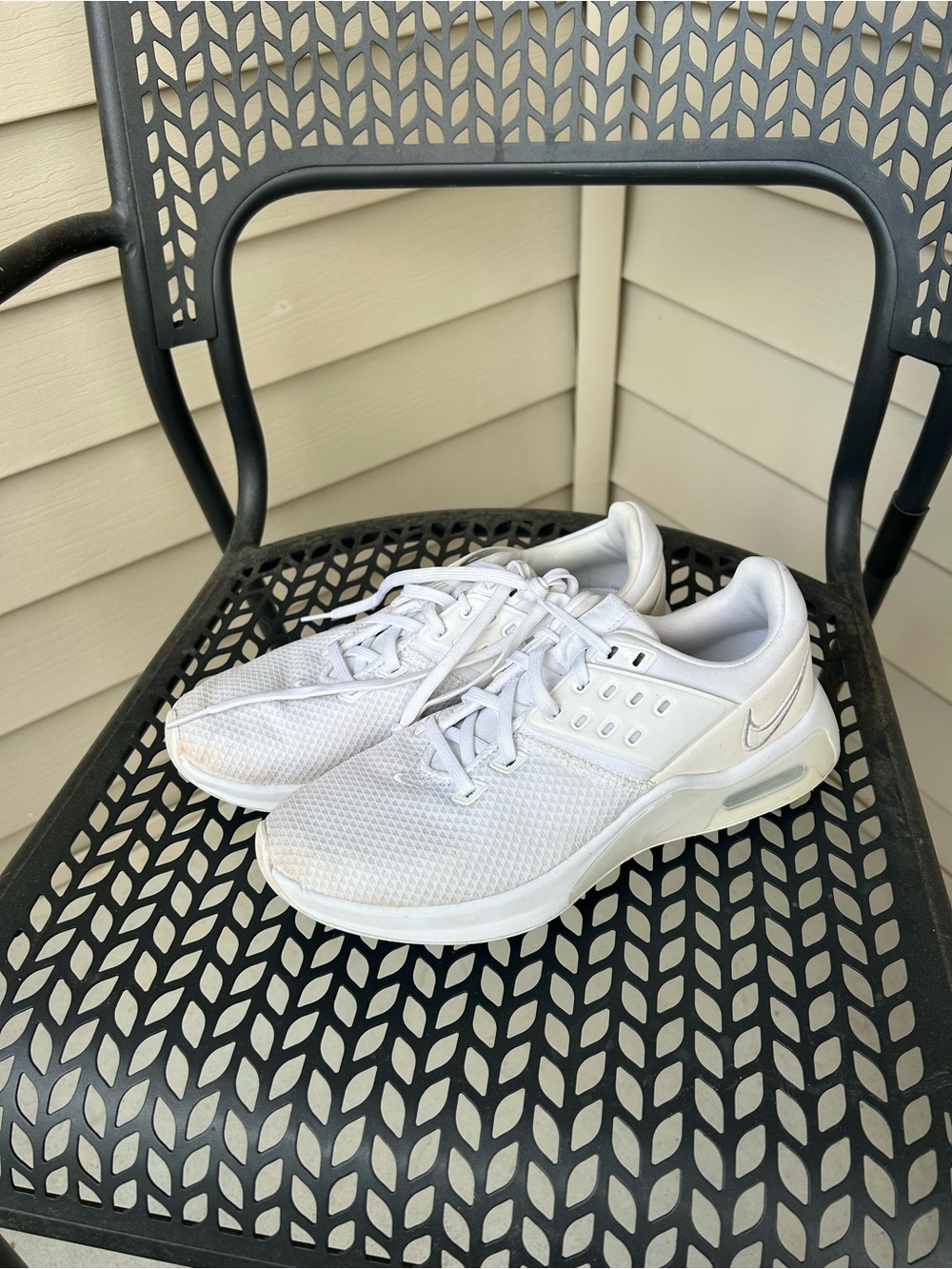 Nike Women’s White Mesh Athletic Sneakers